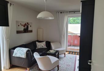 Studios Am Wienerwald allows 18 year olds to book a room