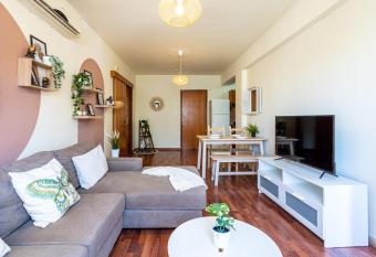 Celine s 2 bedrooms apartment in Larnaca Center allows 18 year olds to book a room