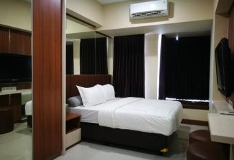 Cozy staying at apartment Anderson Tower has Balcony rooms