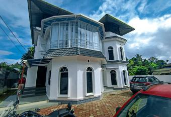 The Lunette Villa by 29Bungalow has Balcony rooms