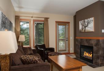 Lodges at Canmore has Balcony rooms