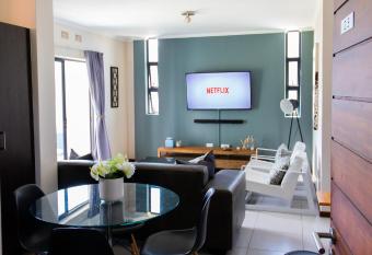 2Bedroom apartment in a secure golf estate.WIFI allows 18 year olds to book a room