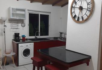 Studio fleur allows 18 year olds to book a room