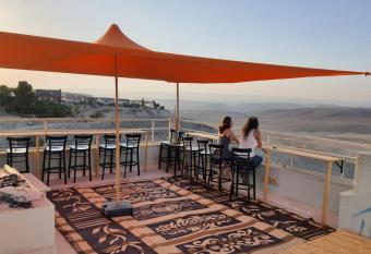                            Rujum has Balcony rooms