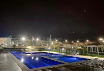 Condom  nio encantador has Smoking/Balcony rooms