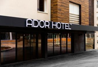 Ador Hotel allows 18 year olds to book a room