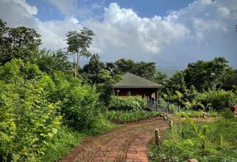 The Postcard Hideaway, Netravali Wildlife Sanctuary, Goa has rooms with a private hot tub