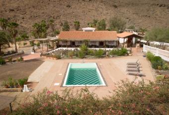 Finca rural Los Tanquillos has Balcony rooms