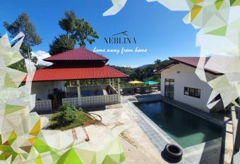 Neblina House has Balcony rooms