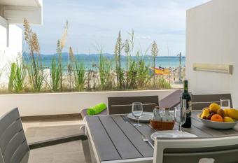 Ca n Opus 321 has Balcony rooms