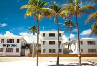 Neptune Oceanfront Rentals has Balcony rooms