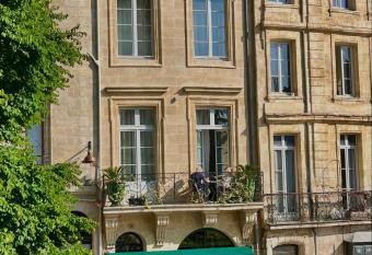 LOLA Boutique H  tel - Bordeaux Centre has Balcony rooms