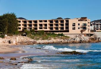 Monterey Bay Inn has Balcony rooms