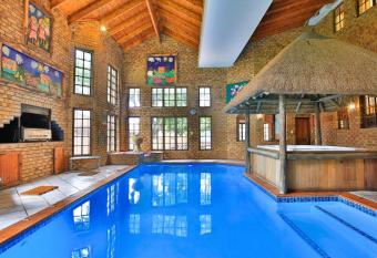 Mereke Manor has Balcony rooms