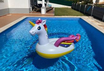 Villa Med has rooms with a private hot tub