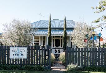 La Maison St Arnaud has Balcony rooms
