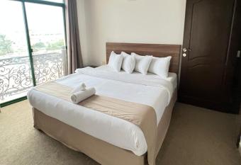 Alghubrah Hotel Apartments has Balcony rooms