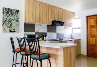 Proleefic House on Florence has Balcony rooms