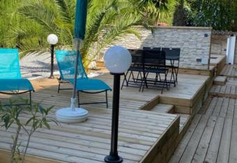 Carpe Diem paradise allows 18 year olds to book a room