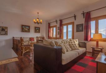 ARACHOVA MOUNTAIN VIEW has Balcony rooms