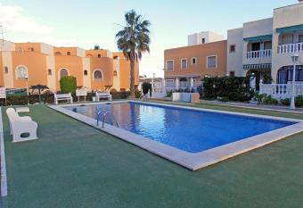 Holiday House Torre Mata has Balcony rooms