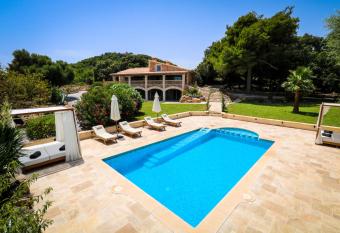 Finca Casa de Leones in Cala Ratjada / Capdepera has Balcony rooms
