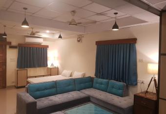 Rest Nest Vacation Homes and Home Stays 3BHK Flat has Balcony rooms