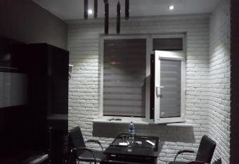 Pearl VI Apartment allows 18 year olds to book a room