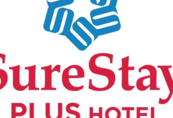SureStay Plus Hotel by Best Western Hardisty has rooms with a private hot tub