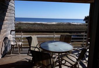 Needle Rush Point Unit C23 has Balcony rooms