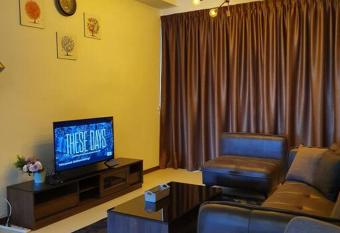 Landmark By Katana 3BR Glamorous Highrise Seaview Homestay Gurney                         has Balcony rooms