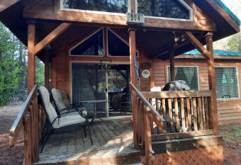 Willamette Pass Inn & Chalets allows 18 year olds to book a room