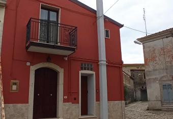 L altra casa 1933 has Balcony rooms