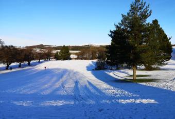 Whole house available Milngavie for COP26 allows 18 year olds to book a room