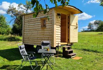 Gem  tlicher Sch  ferwagen im Gr  nen-Sch  ferwagen 44 has Balcony rooms