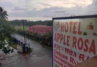 Hotel Apple Rosa has Balcony rooms
