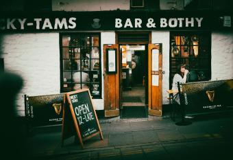 Nicky-Tams Bar & Apartments allows 18 year olds to book a room