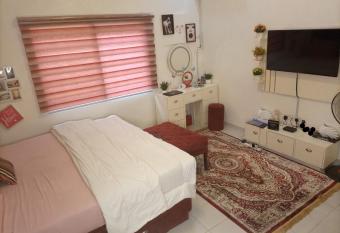 Cozy Get Away Vacation Home in the Heart of Asokoro. FCT Abuja. allows 18 year olds to book a room