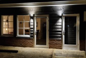 De Rokerij has Balcony rooms