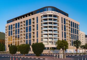 DoubleTree by Hilton Doha Downtown has Balcony rooms