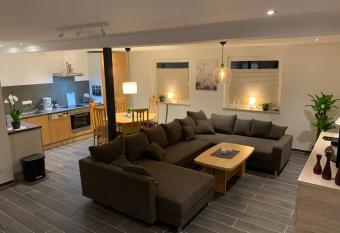 Ferienwohnung -Kiek rin- Wiesmoor Ostfriesland has Balcony rooms