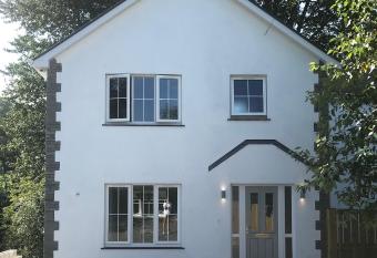 Haul y Bore allows 18 year olds to book a room