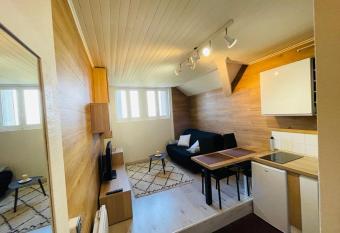 Sweet Room allows 18 year olds to book a room