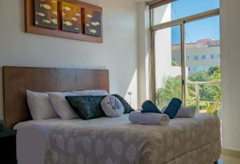 Sunset Isla Mujeres allows 18 year olds to book a room