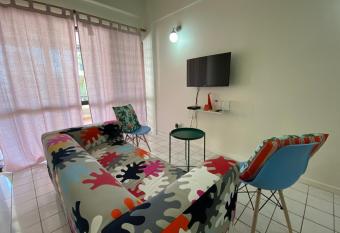 QaSaRia   s Home has Balcony rooms