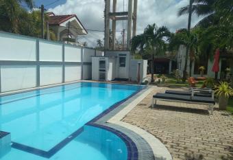 Vijai Resort allows 18 year olds to book a room