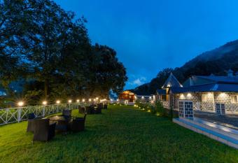 the mirchoni resorts nainital allows 18 year olds to book a room