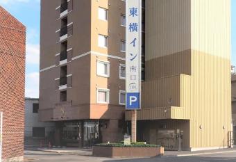 Toyoko Inn Kiryu eki Minami guchi allows 18 year olds to book a room