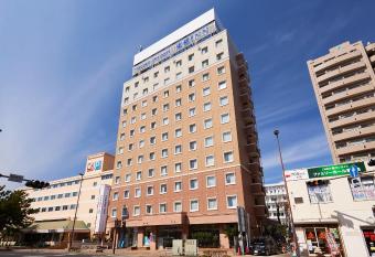 Toyoko Inn Shonan Chigasaki eki Kita guchi has Smoking rooms