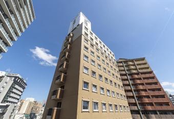 Toyoko Inn Fukuoka Tenjin has Smoking rooms